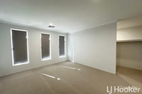 Property photo of 39 Sarasota Loop Madora Bay WA 6210