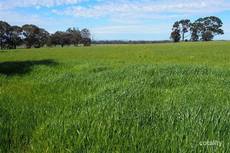 11 Peck Rd, Goorambat, VIC 3725