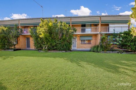 2/4 Lamington Dr, South Gladstone, QLD 4680