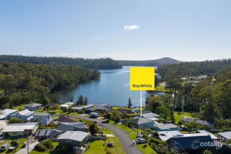 Property photo of 44 Kurrajong Crescent Conjola Park NSW 2539