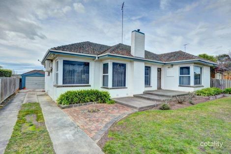 8 Aubrey St, Wendouree, VIC 3355