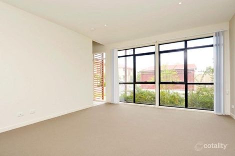Property photo of 28 Brushbox Court Clayton VIC 3168