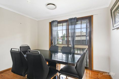 Property photo of 32 Bettong Crescent Bossley Park NSW 2176