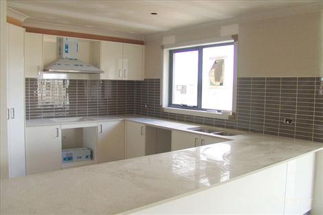 Property photo of 32 Gordon Withnall Crescent Dunlop ACT 2615