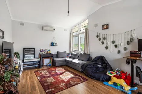 Property photo of 15 Lowan Road Windsor Gardens SA 5087