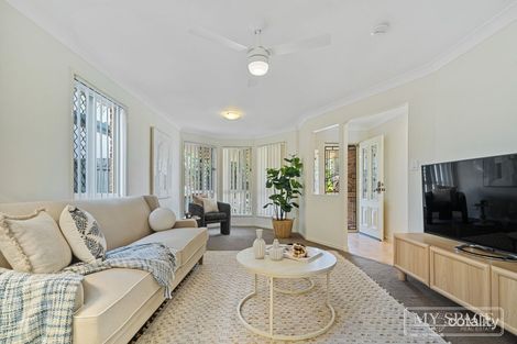 Property photo of 22 Shillington Place Wishart QLD 4122