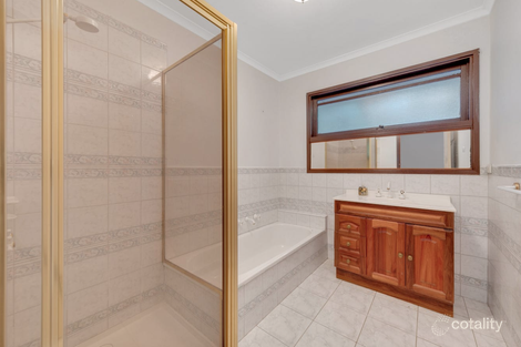 Property photo of 377 Childs Road Mill Park VIC 3082