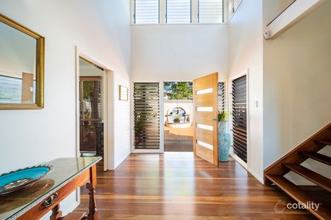 Property photo of 334 Torquay Terrace Torquay QLD 4655