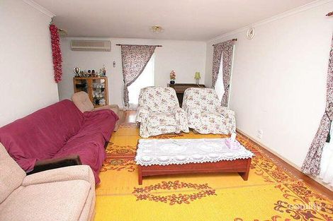 Property photo of 19 Lubeck Court Meadow Heights VIC 3048