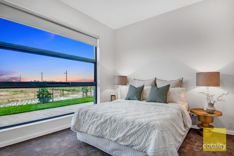 Property photo of 13 Scarlet Walk Tarneit VIC 3029