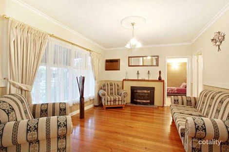 Property photo of 4 Therese Avenue Mount Waverley VIC 3149