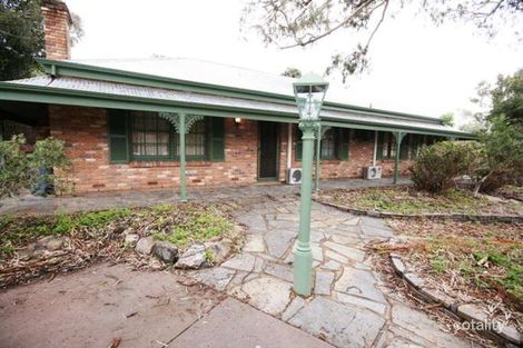 5 Woodlea Dr, Aberfoyle Park, SA 5159