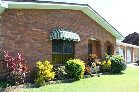 Property photo of 1 Swains Court Boyne Island QLD 4680