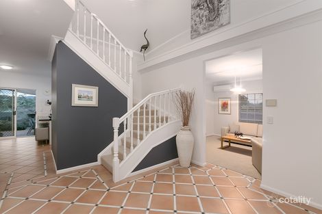 Property photo of 3 Larter Court Brookfield QLD 4069