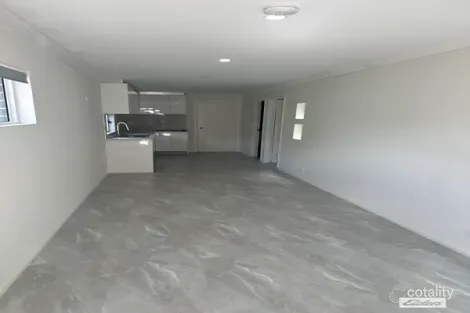 Property photo of 71 Williamson Crescent Warwick Farm NSW 2170