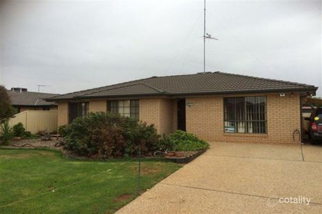 Property photo of 14 Rosewood Drive Griffith NSW 2680