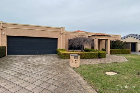 Property photo of 11 Lonsdale Square Kialla VIC 3631