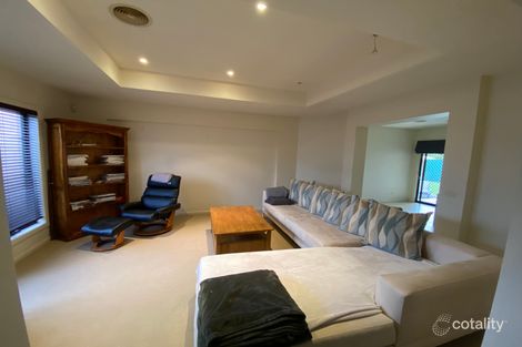 Property photo of 11 Lonsdale Square Kialla VIC 3631