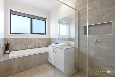 Property photo of 2/28 Grandview Grove Bayswater VIC 3153