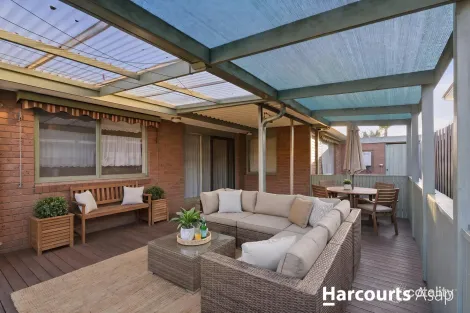 Property photo of 1 Mintbush Close Keysborough VIC 3173