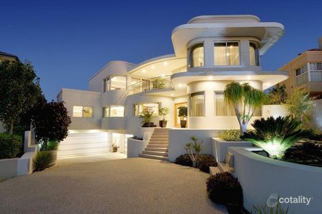 27 Fairhaven Tce, Hillarys, WA 6025