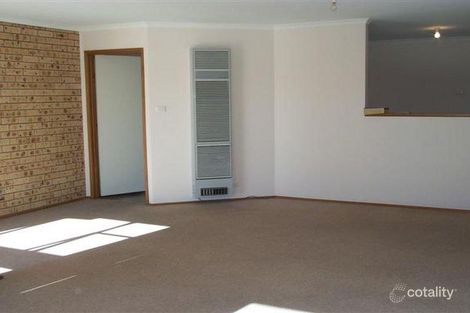 Property photo of 8 Freda Bennett Circuit Nicholls ACT 2913