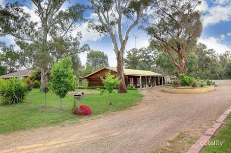 Property photo of 40 Casey Crescent Broadford VIC 3658