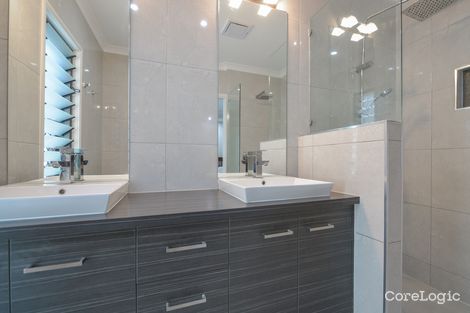Property photo of 54 Broadwater Place New Auckland QLD 4680