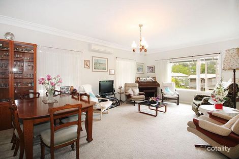 Property photo of 7 Essex Road Indooroopilly QLD 4068