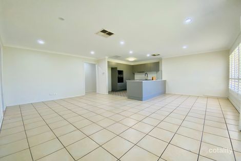 Property photo of 39 Warwick Road Hillvue NSW 2340