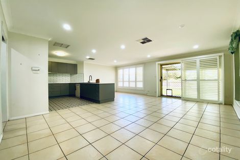 Property photo of 39 Warwick Road Hillvue NSW 2340