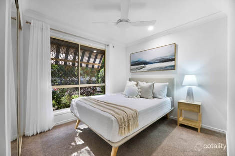 Property photo of 37 Cootharaba Drive Helensvale QLD 4212