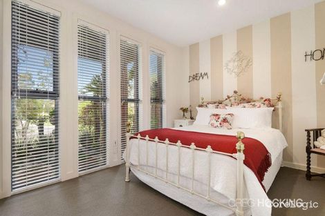 Property photo of 3 Tregutha Way Newport VIC 3015
