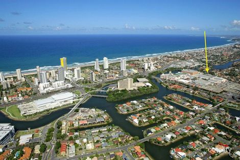 Property photo of 15 Le Mans Drive Mermaid Waters QLD 4218