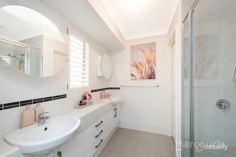 Property photo of 20 Royal Crescent Wannanup WA 6210