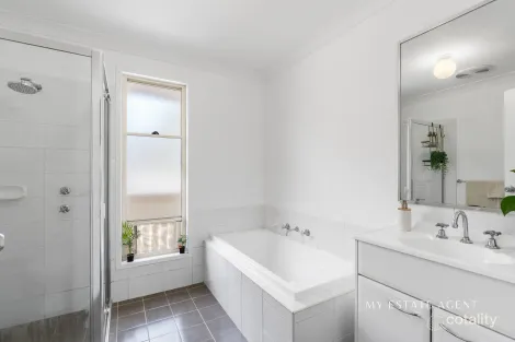 Property photo of 36 Abbey Road Ulladulla NSW 2539