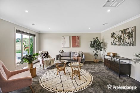 Property photo of 21 Currawang Drive Springvale NSW 2650