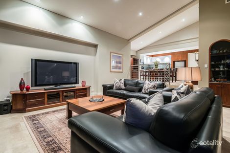 Property photo of 5 Quadrangle Place Nedlands WA 6009