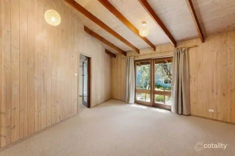 Property photo of 10 Hendon Avenue Somers VIC 3927