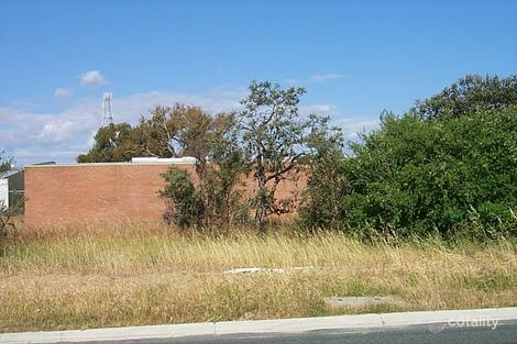 8 Cowle St, Landsdale, WA 6065