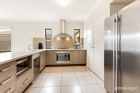 Property photo of 48 Kinglake Drive Manor Lakes VIC 3024