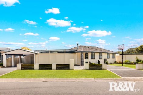 Property photo of 10 Coowarra Drive St Clair NSW 2759