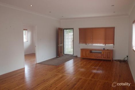 Property photo of 21 Rothwell Street Woy Woy NSW 2256