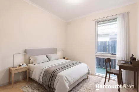 Property photo of 1 Mintbush Close Keysborough VIC 3173
