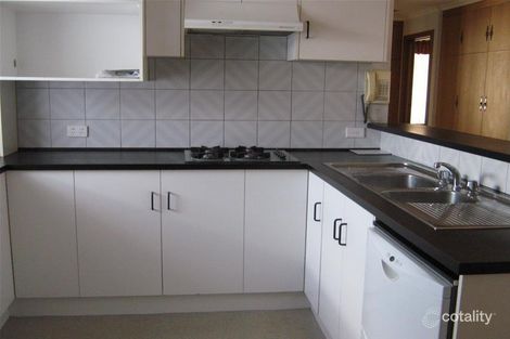 Property photo of 20 Crestview Place Wynn Vale SA 5127