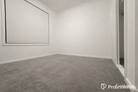 Property photo of 8 Walter Street Thirlmere NSW 2572