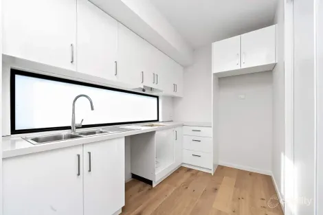 Property photo of 17 Devon Place Footscray VIC 3011