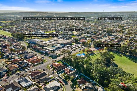 Property photo of 53 Lyrebird Crescent Green Valley NSW 2168