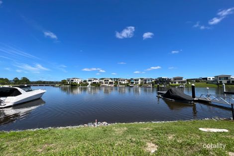 Property photo of 8806 The Point Circuit Hope Island QLD 4212