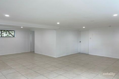 21 Wilkie St, Redland Bay, QLD 4165